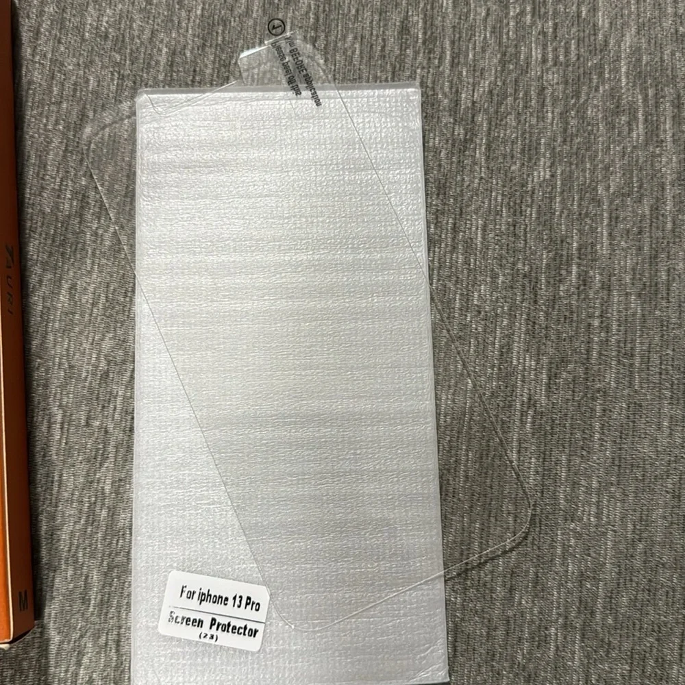 Tauri | iPhone 13 Pro Screen Protector Kit